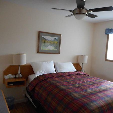 Blue River Motel מראה חיצוני תמונה