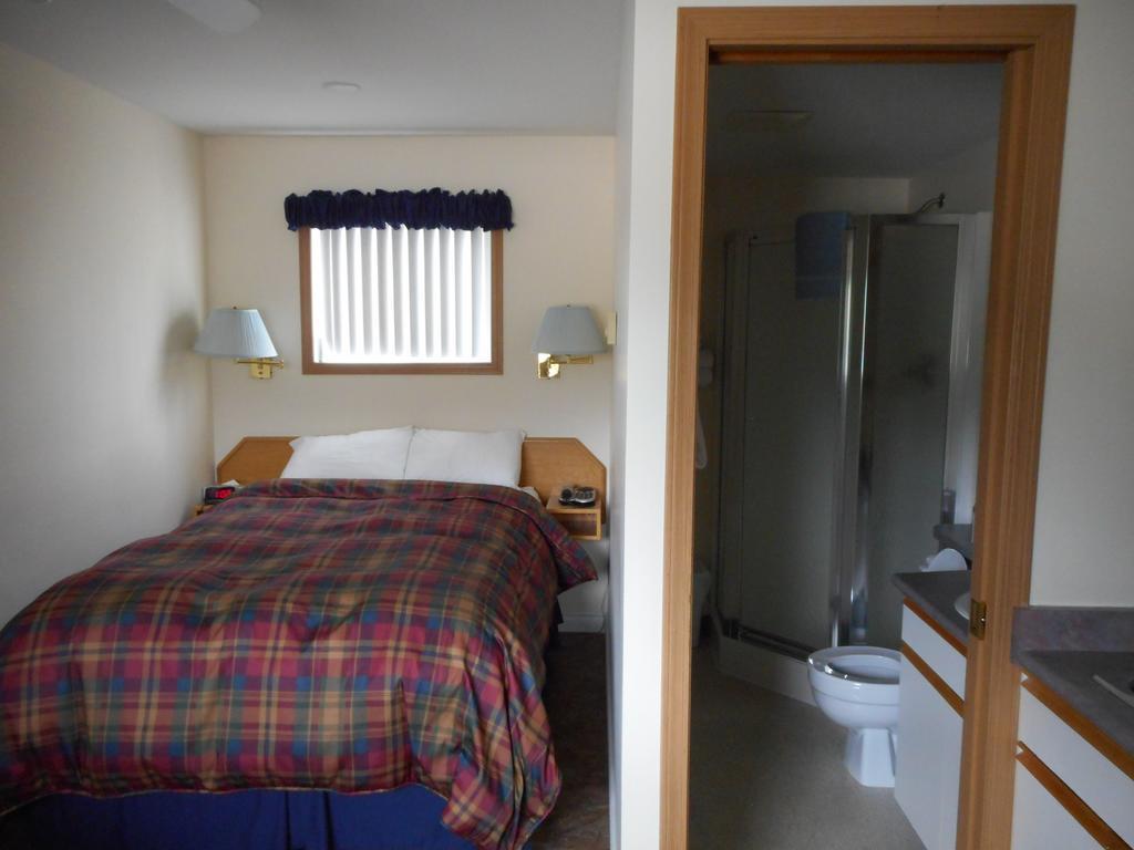 Blue River Motel מראה חיצוני תמונה